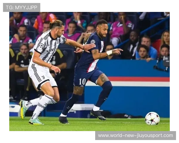 布雷默禁区内力压对手，头球将皮球顶入球门左角